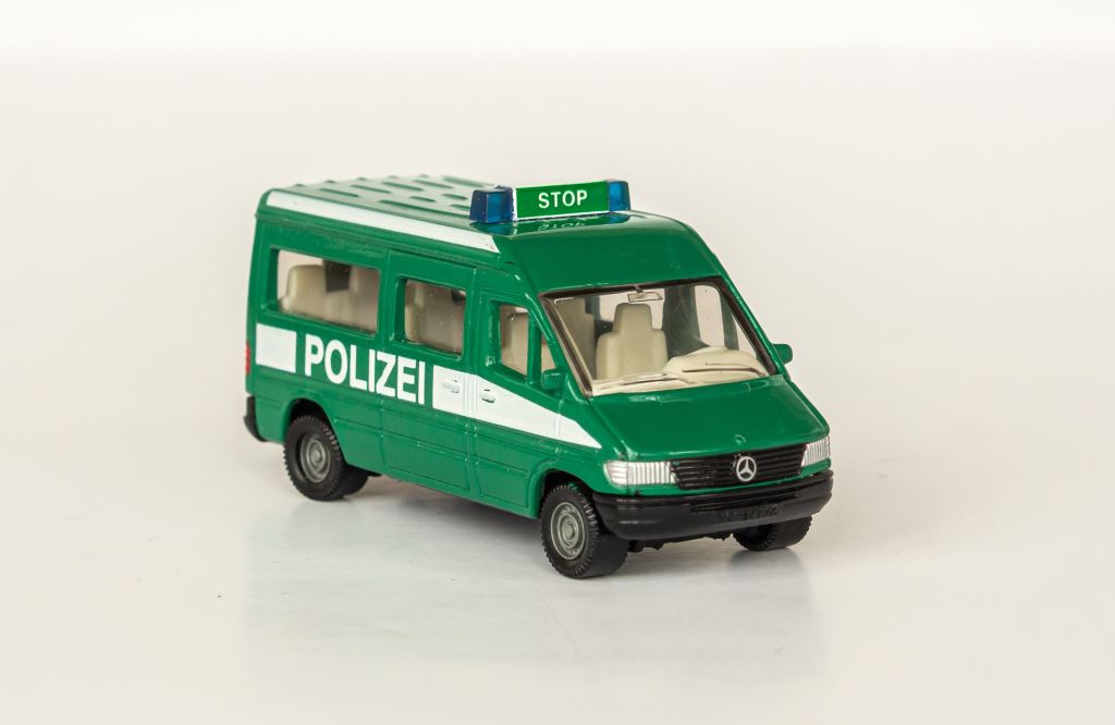 1:55 Mercedes Benz Sprinter Polizei, Siku 0804 - фото фото фото 3