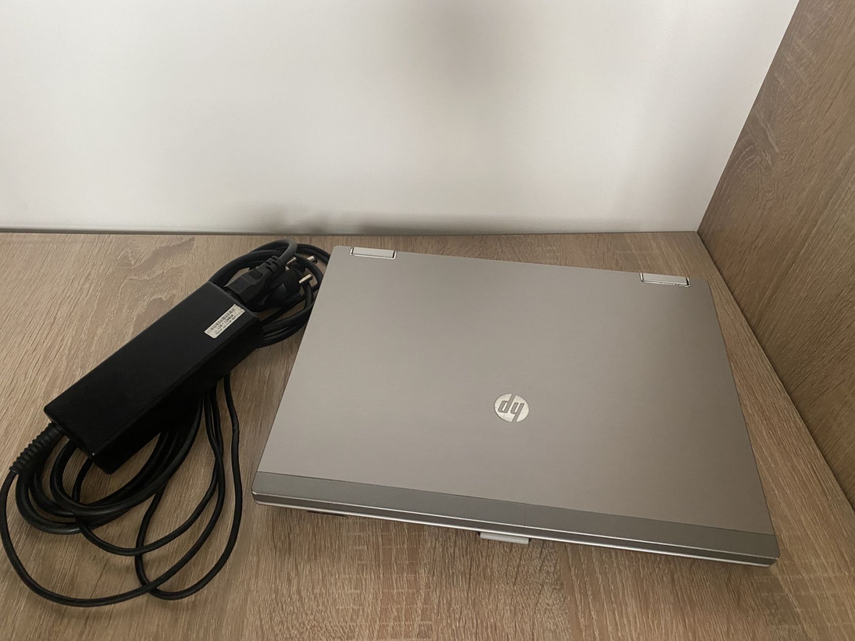 HP EliteBook Intel  (R) Core  (TM) 15 CPU M 540 - фото фото фото 1