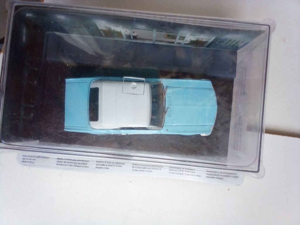 Ford Mustang Convertible 1:43 James Bond Collection - фото фото фото 1