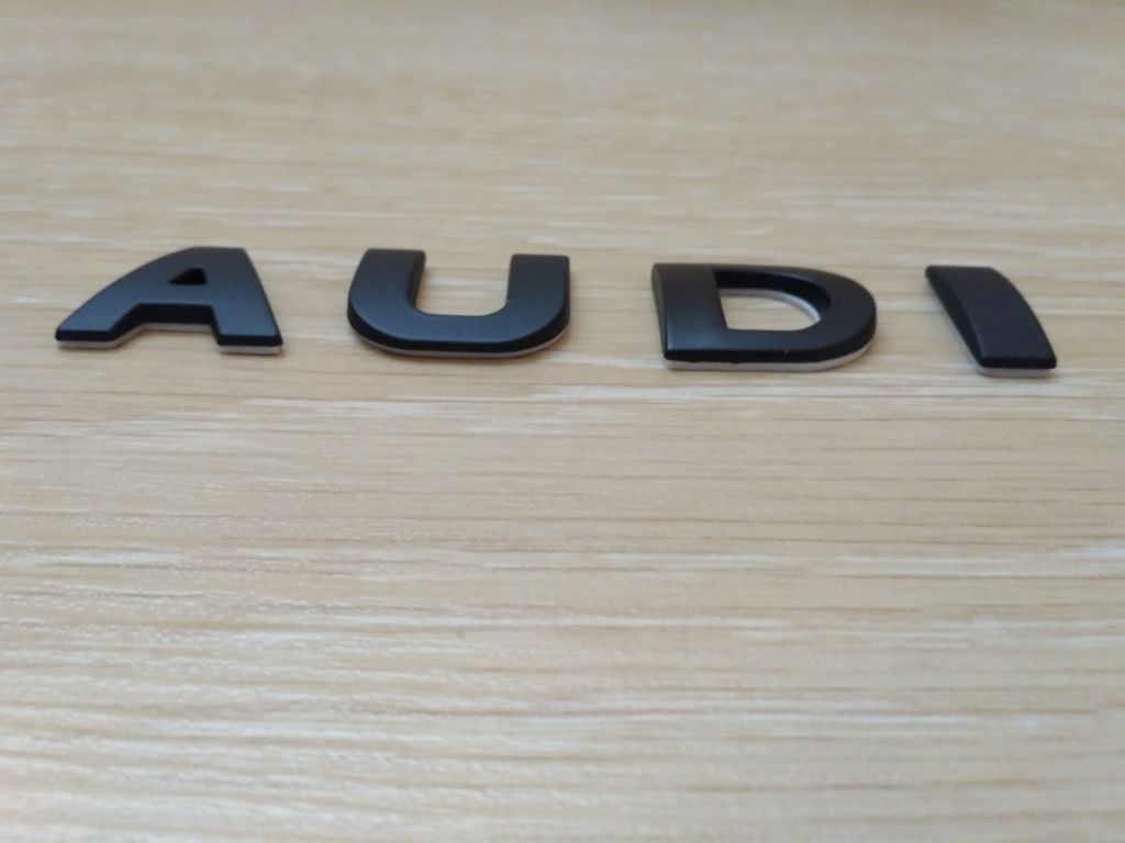 Металлические буквы AUDI на кузов авто - фото фото фото 4
