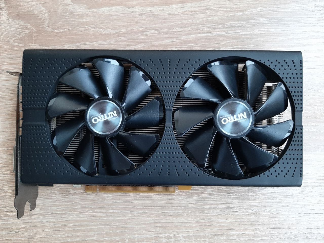 Відеокарта Sapphire Radeon RX 470 - 4048 Mb NITRO - фото фото фото 0