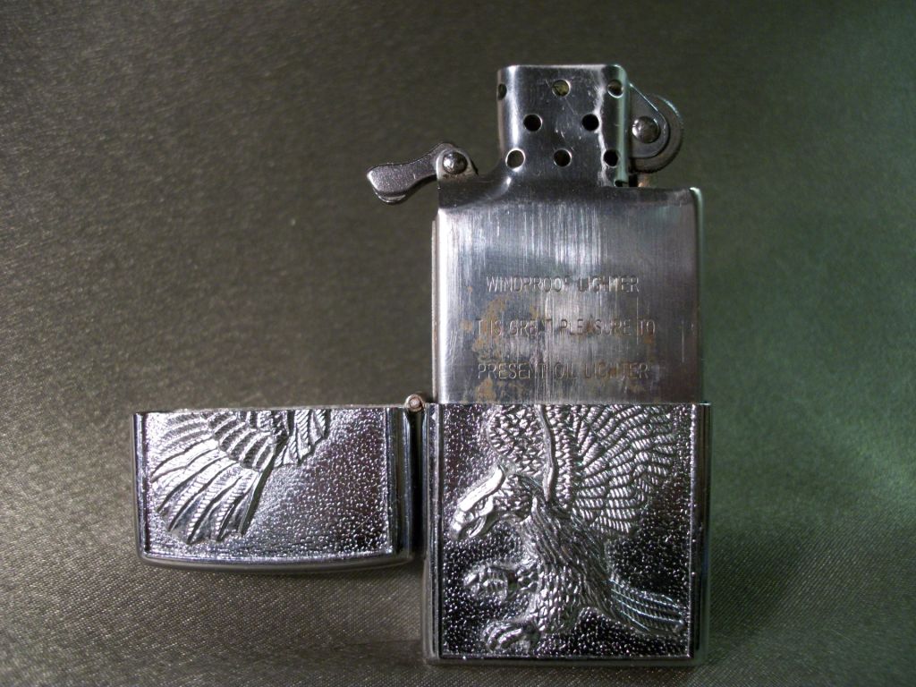 5.121 Зажигалка ZIPPO, орел, Зиппо. Тяжелый металл. - фото фото фото 2