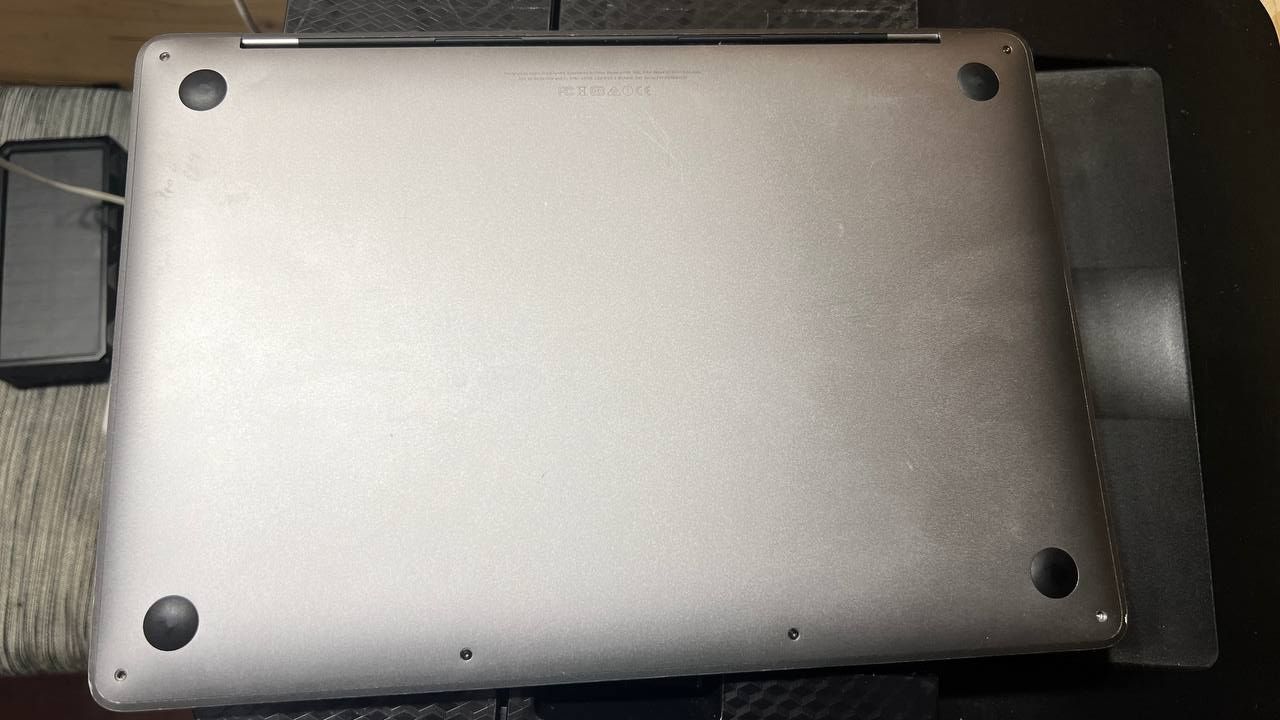 Macbook Pro Retina Early 1708 2017 - фото фото фото 5