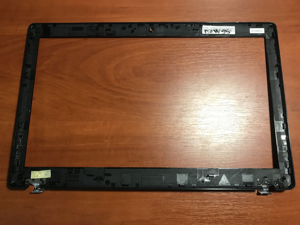 Packard Bell NEW95 Рамка матрицы - фото фото фото 5