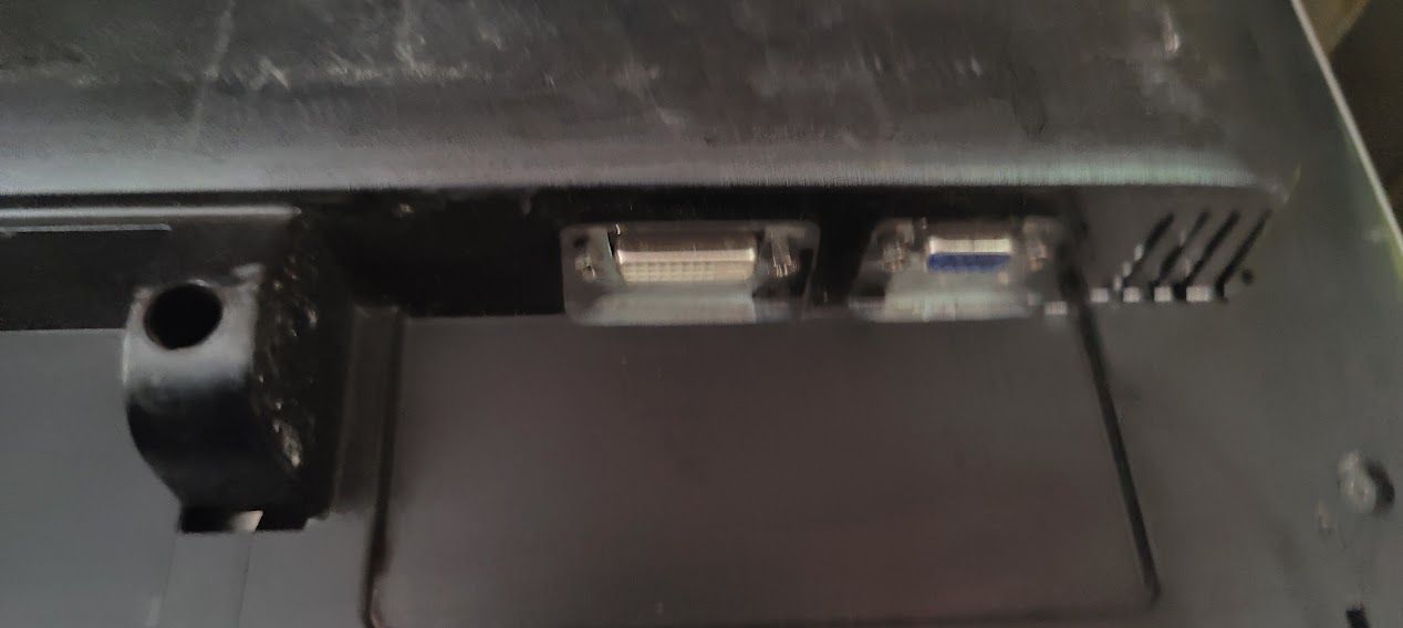 Широкоформатный ЖК-монитор с DVI и audio 22 дюйма Philips 220BW № 24190703 - фото фото фото 3