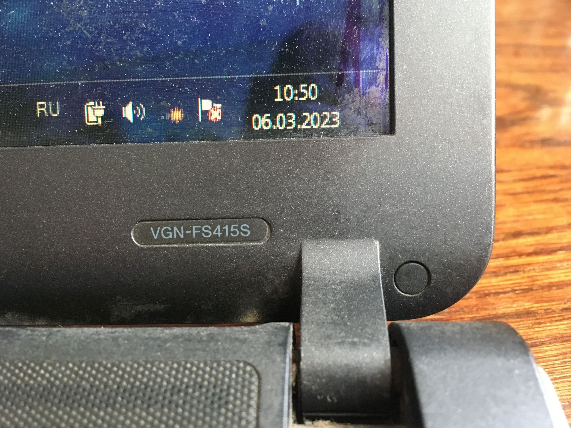 Ноутбук SONY Vaio FS415S з Європи - фото фото фото 5