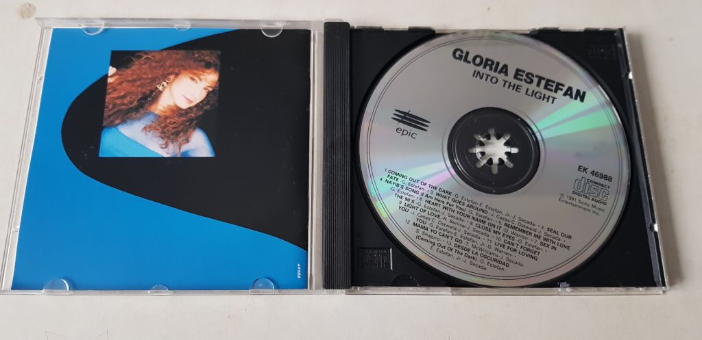 Gloria Estefan Into The Light CD фірмовий - фото фото фото 2