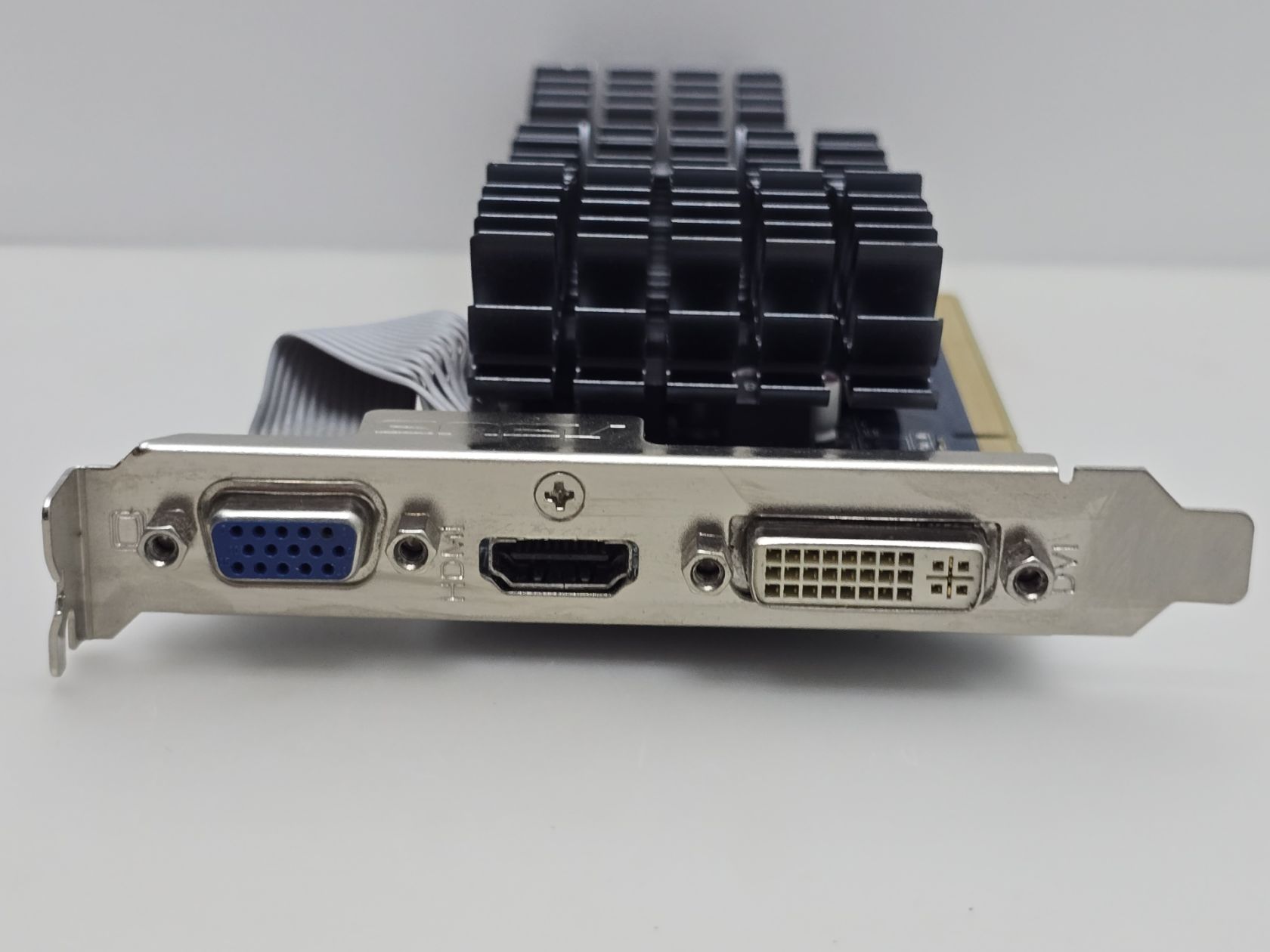 Відеокарта ASUS GeForce GT 620 2GB  (2Gb,GDDR3,64 Bit,HDMI,PCI-Ex,Б/у) - фото фото фото 1