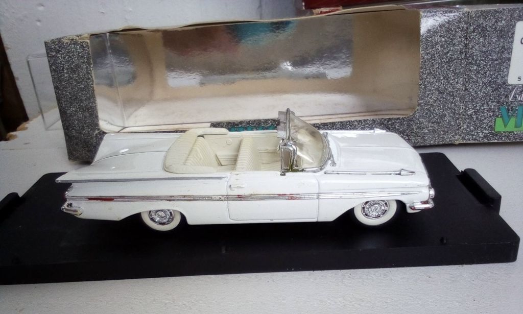 CHEVROLET Impala Open 1959 by Vitesse 1/43 - фото фото фото 3