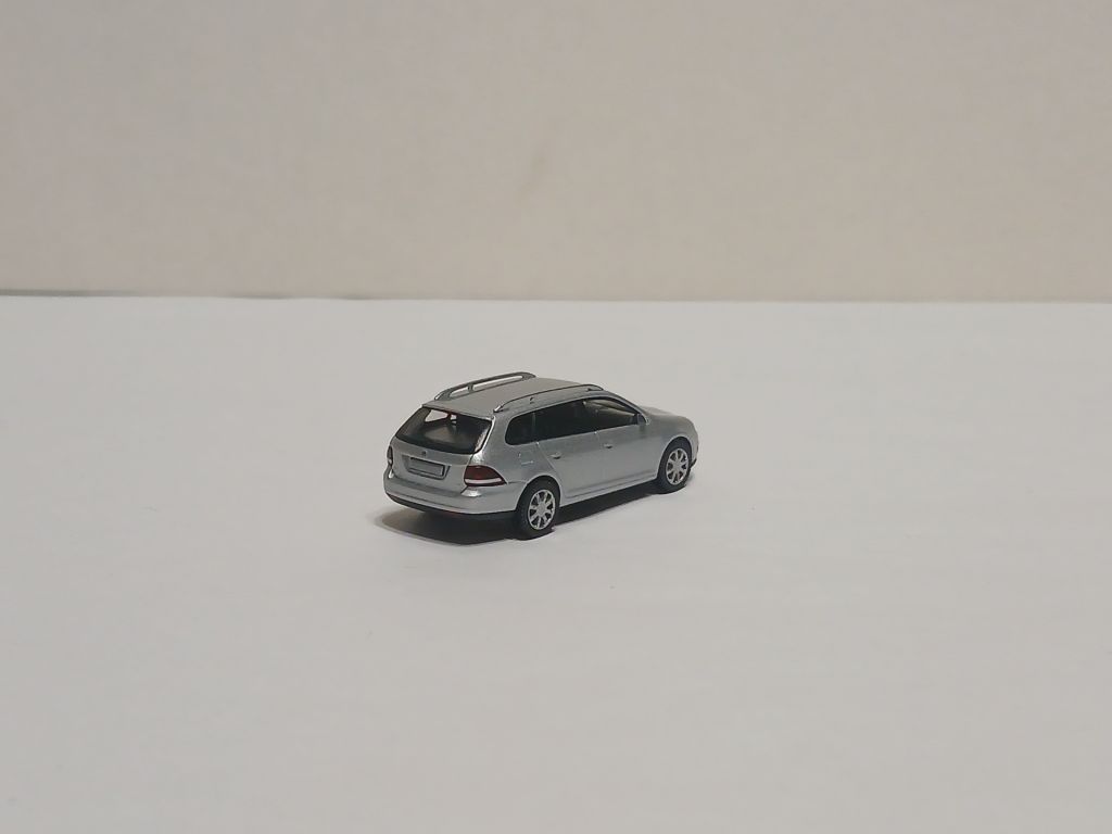 Автомобіль VW GOLF V Variant. WIKING 1:87 H0  (11854). - фото фото фото 1