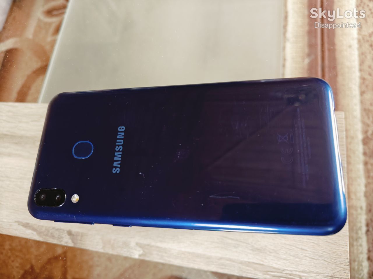 Смартфон Samsung Galaxy M20  (M205FN) - фото фото фото 3