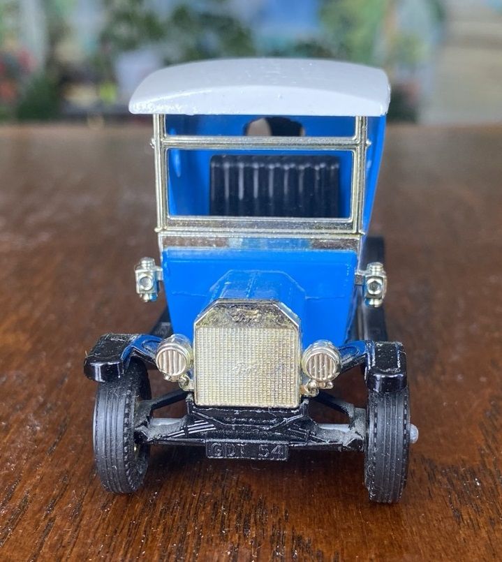 Модель автомобиля FORD MODEL T 1912 CEREBOS 1:43 YESTERYEAR MATCHBOX Англия - фото фото фото 1