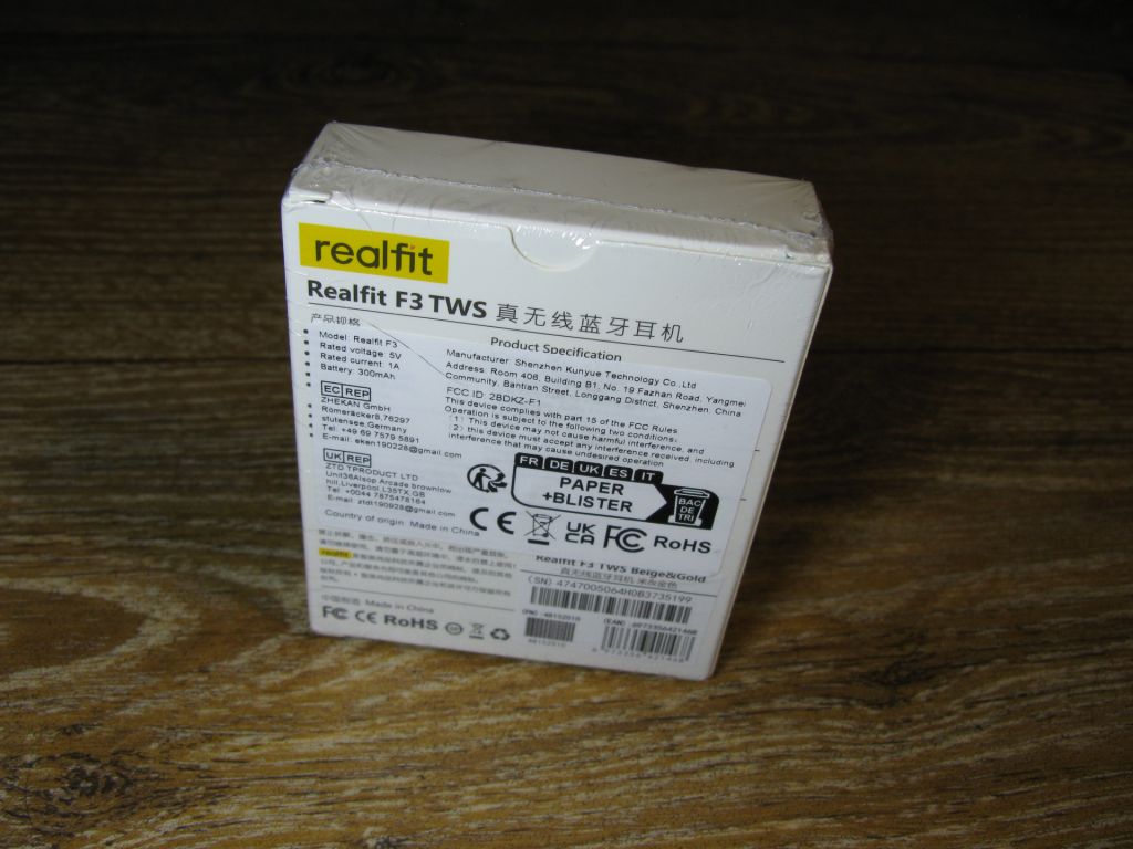 Беспроводные bluetooth TWS наушники Realfit F3        (бежевий) - фото фото фото 6