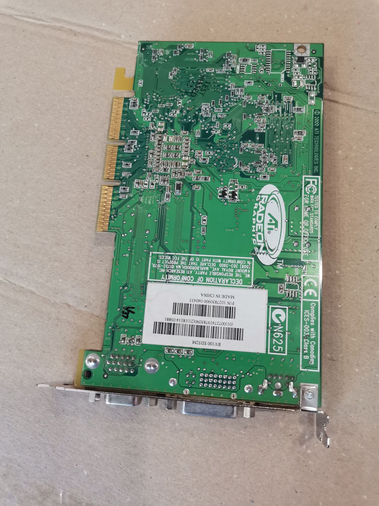 Видеокарта  ATI Radeon 7000 32mb PCI - фото фото фото 4