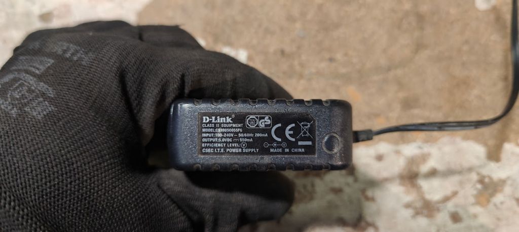 Блок питания БП D-Link CS3B050055FG 5V 550mA № 242907105 - фото фото фото 1