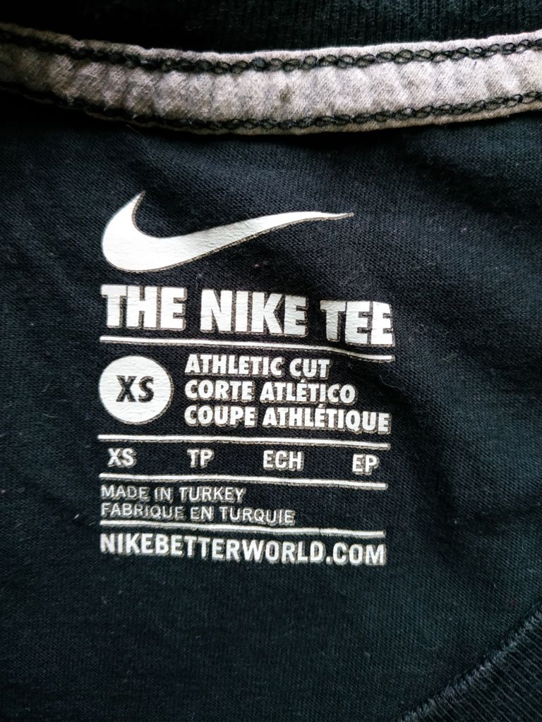 Футболка чорна чоловіча NIKE p-p XS - фото фото фото 5