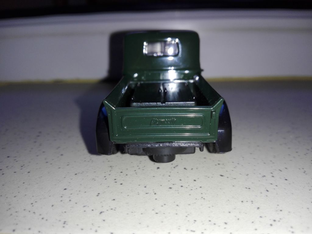 1/43 PLYMOUTH 1941 Truck. Die-Cast. - фото фото фото 4
