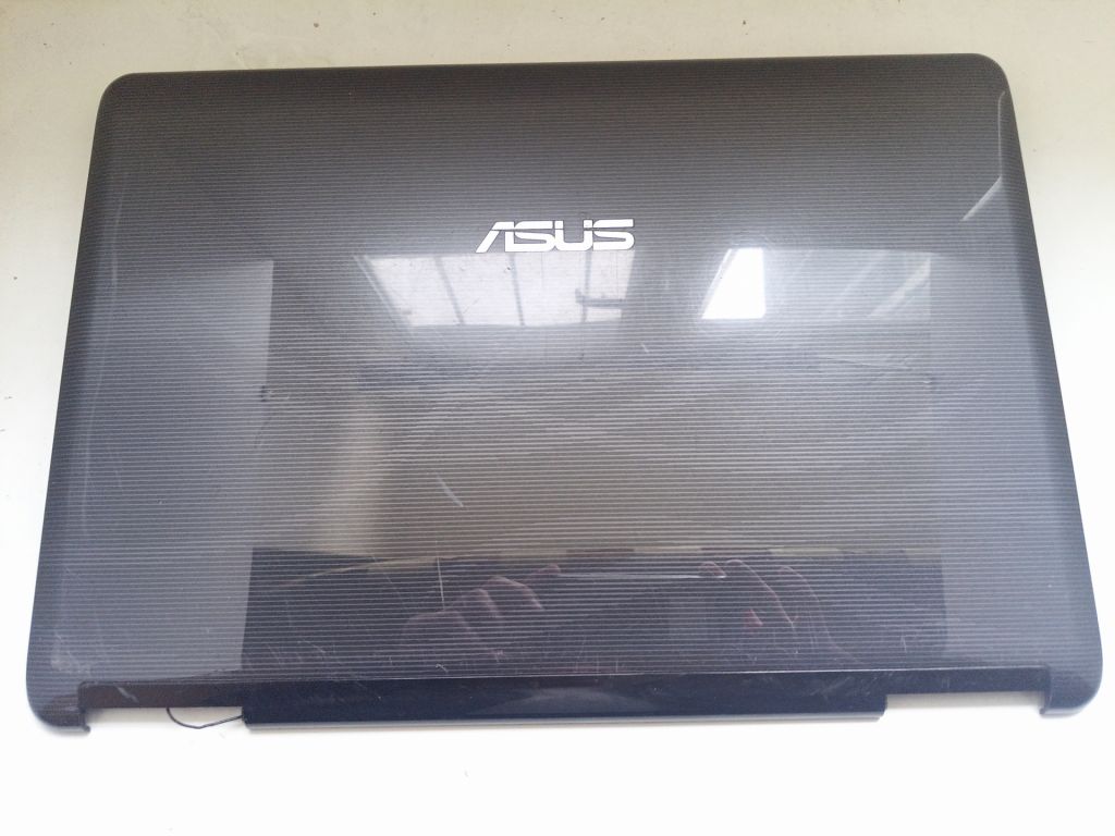 Б/У Кришка матриці без рамки на ASUS PRO 76S - фото фото фото 1