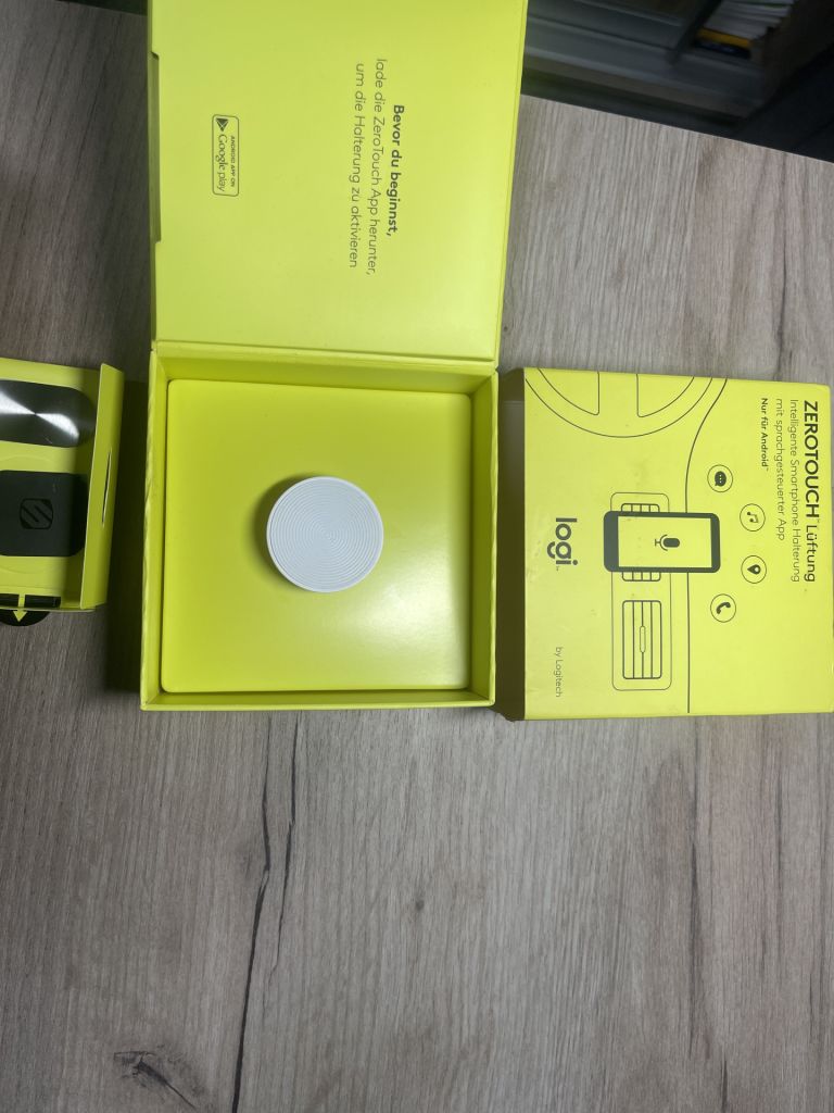кріплення в автомобіль для телефона logi Logitech zerotouch - фото фото фото 0