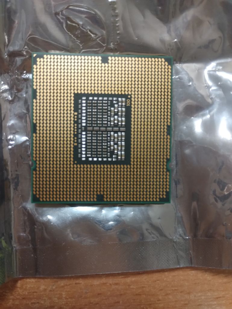 Серверний процесор Intel E5504   (2.0GHz, 4M, 4 ядра) - фото фото фото 2