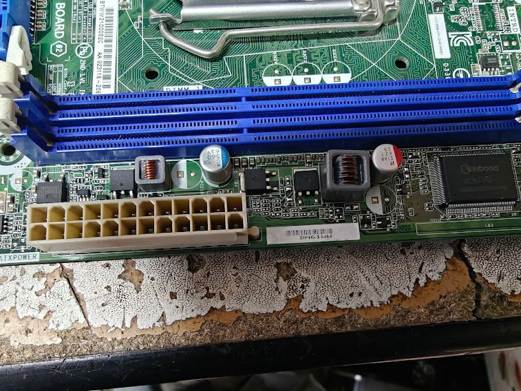 Мат. плата Intel DH61WW LGA1155 H61 PCI-E Dsub+GbLAN SATA MicroATX 2DDR3 № K260204101 - фото фото фото 1