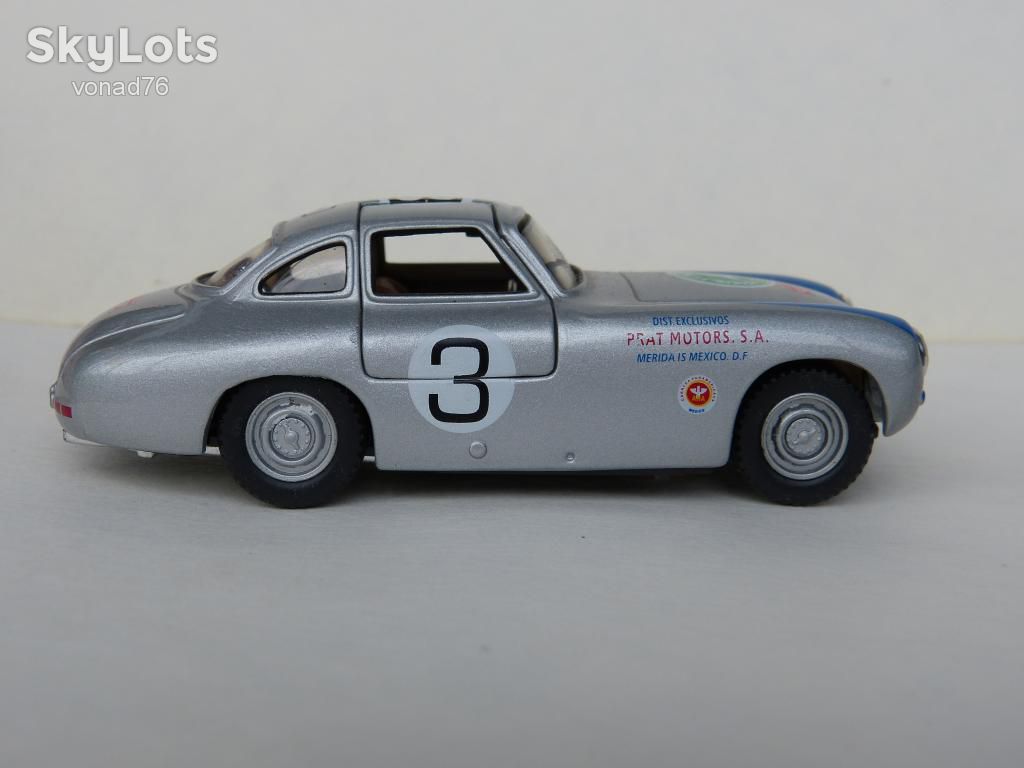 1/43 MERCEDES-BENZ 300SL. Cararama. РАРИТЕТ. - фото фото фото 8