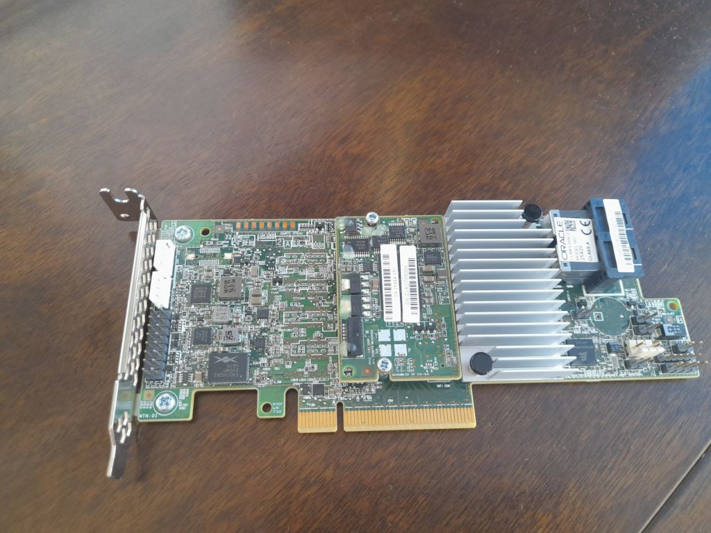 RAID Oracle SAS 9361-8i 12Gbit/s 1GB          (03-25420-09E) PCI-e x8          (2х mini-SAS SFF-8643) - фото фото фото 0
