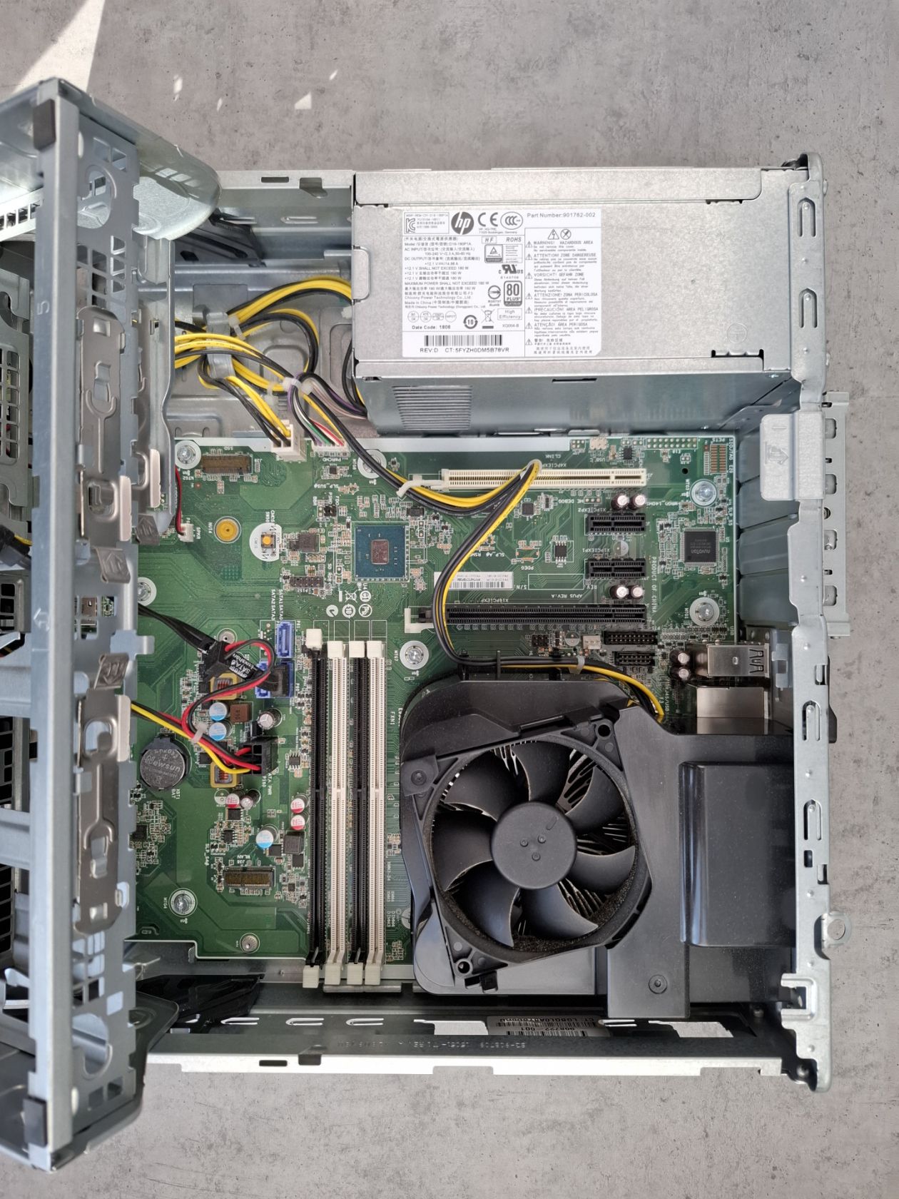 HP EliteDesk 800 G3 SFF /i5-6500    (3,2 Ghz) /8 DDR-4/240Gb ssd     (№14) - фото фото фото 1