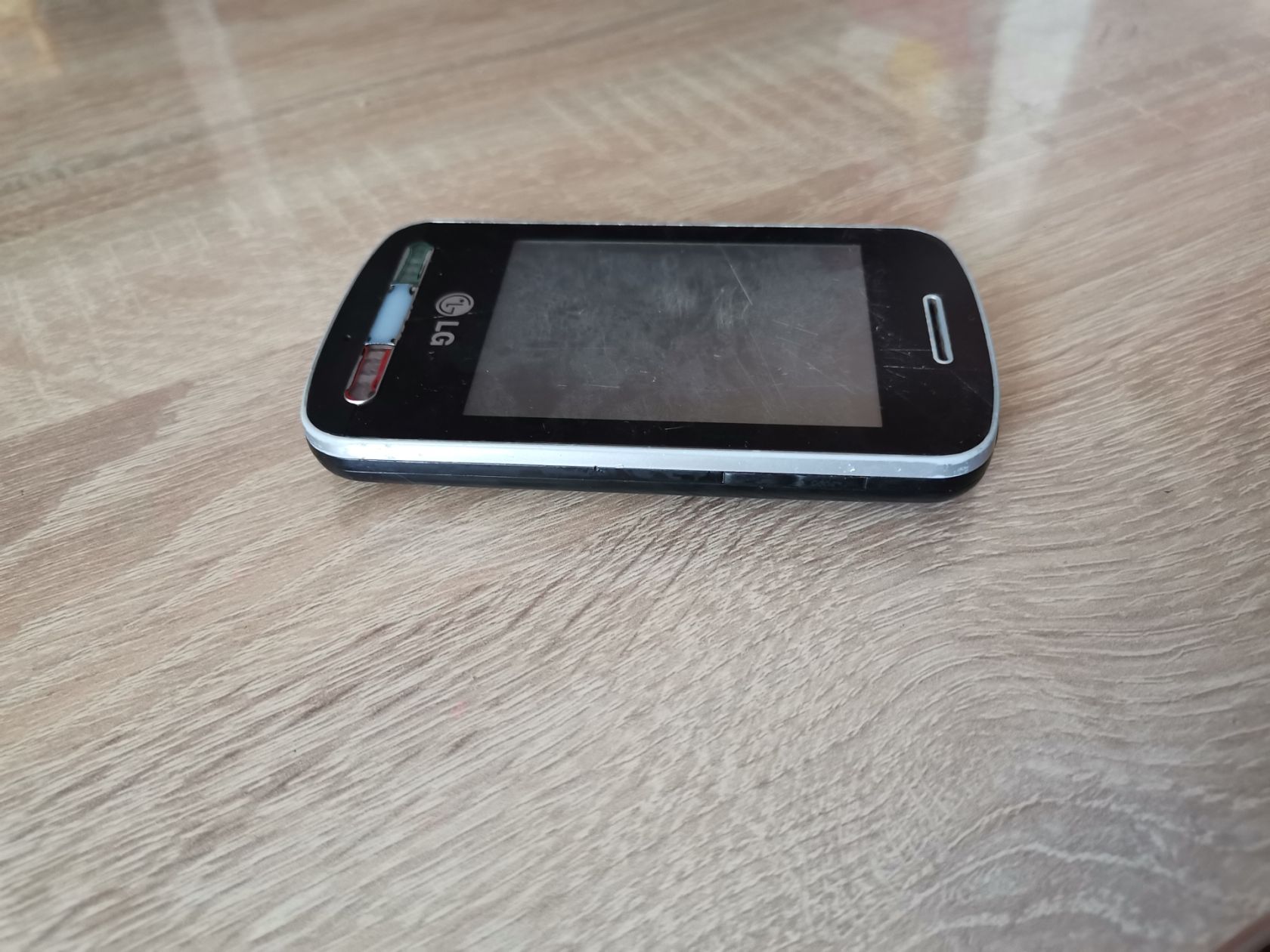 Телефон LG T315i - фото фото фото 7
