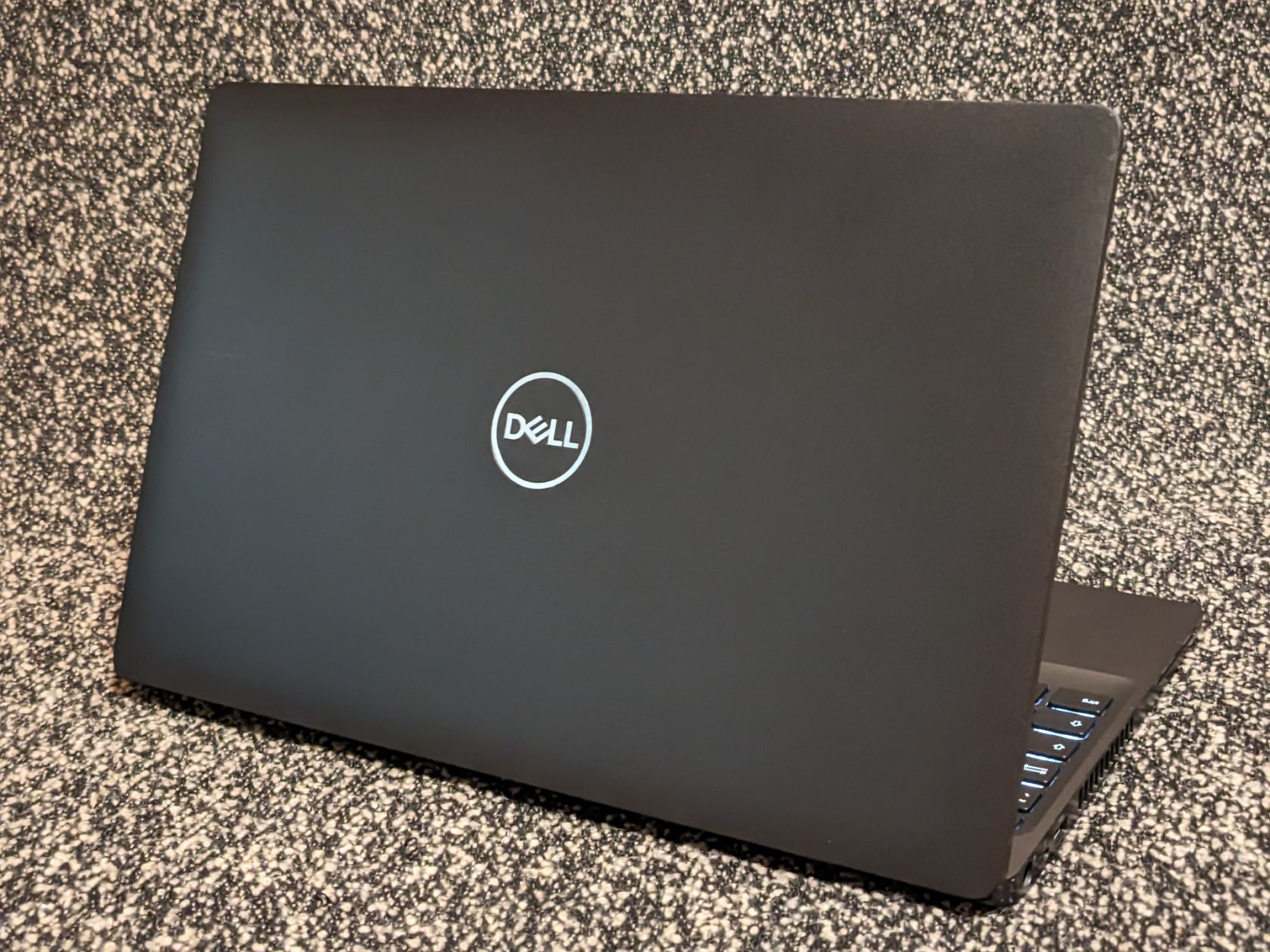 ноутбук Dell Precision 3540 • i7-8565U|16|512|FHD ips|Radeon Pro WX2100 - фото фото фото 5