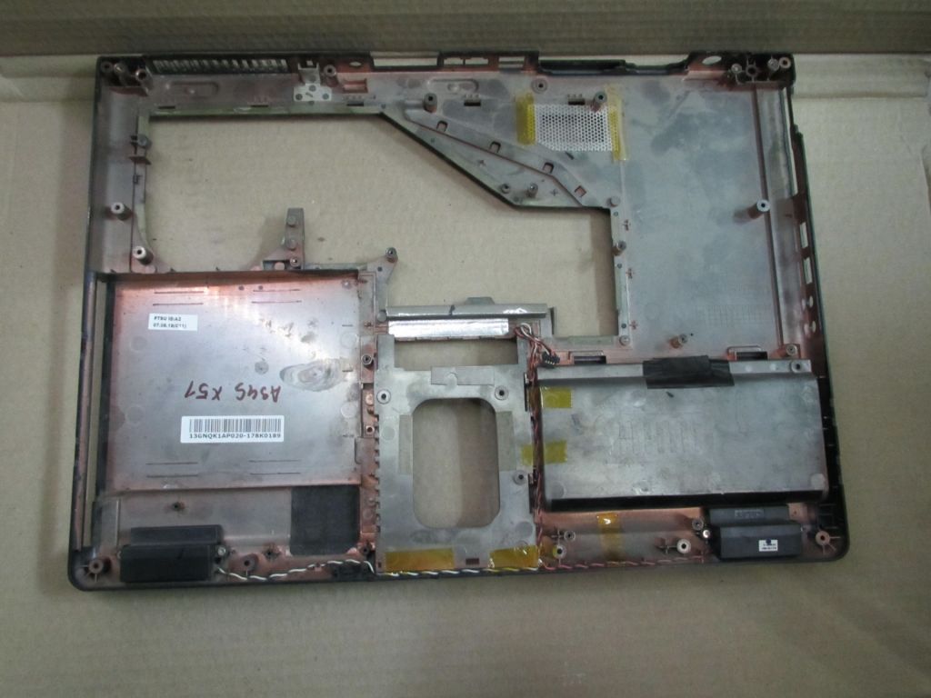 корпус ноутбука ASUS X51-series  - поддон 13GNQK1AP020 - фото фото фото 1