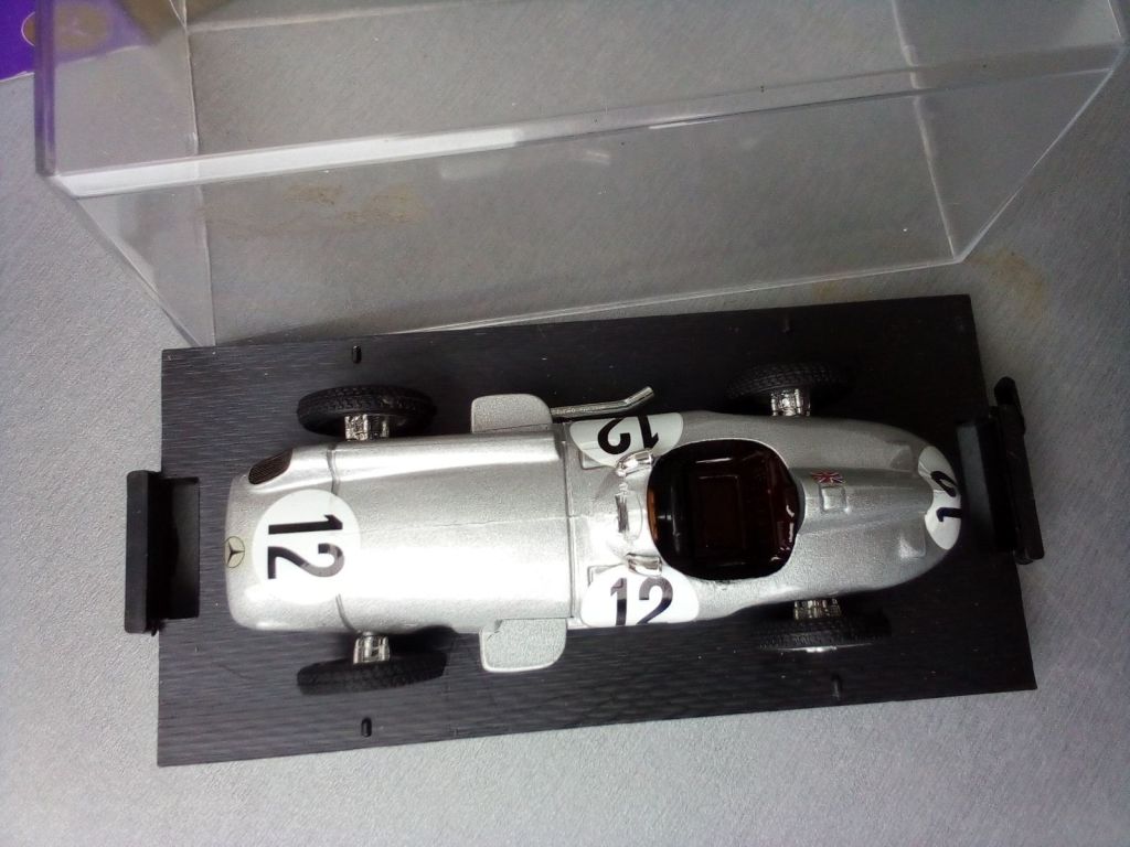 Brumm 1:43 MERCEDES W196 WINNER GR.BRITAIN GP 1955 STIRLING MOSS - фото фото фото 3