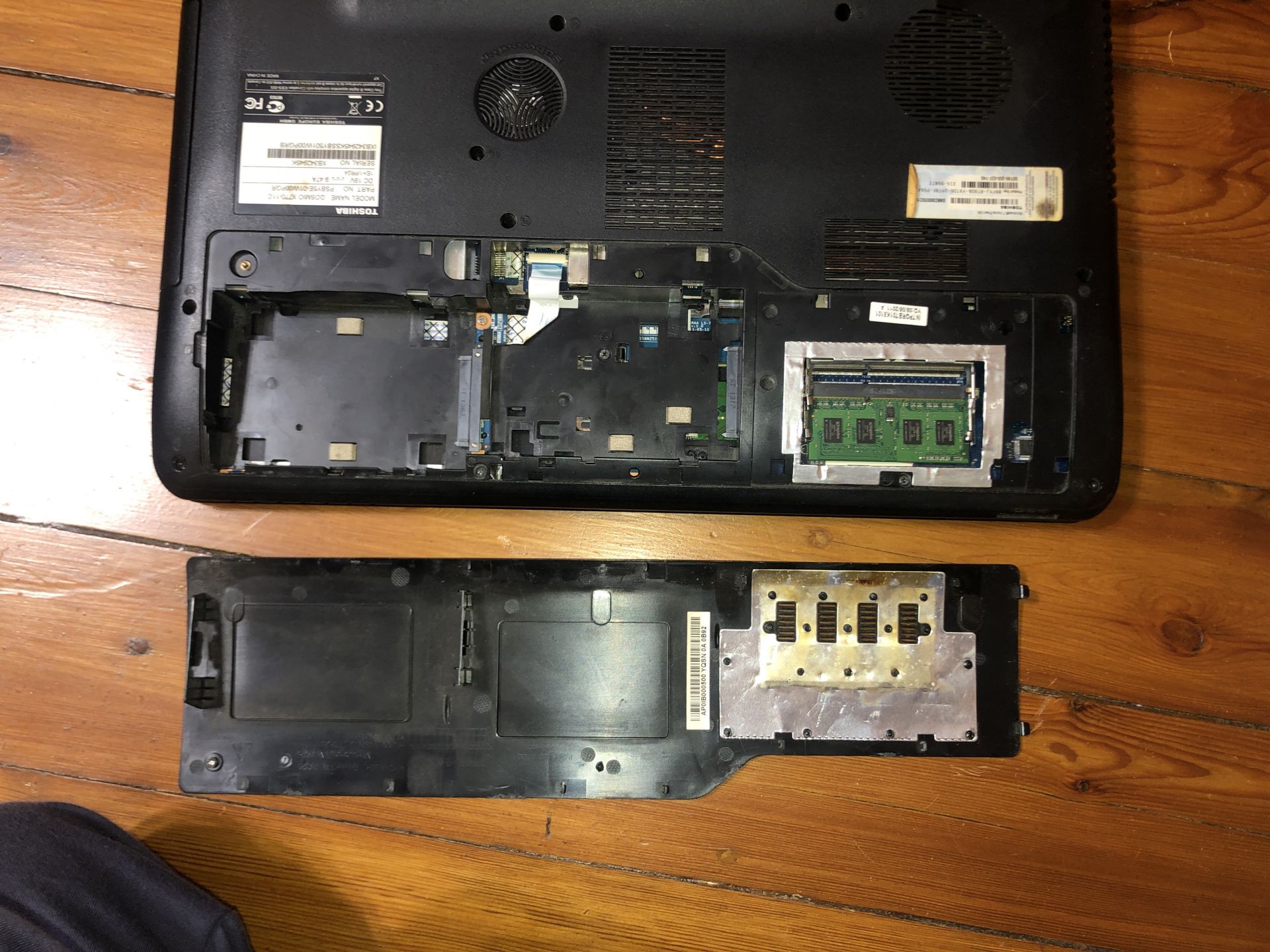 ноутбук TOSHIBA QOSMIO X770 3D - фото фото фото 7