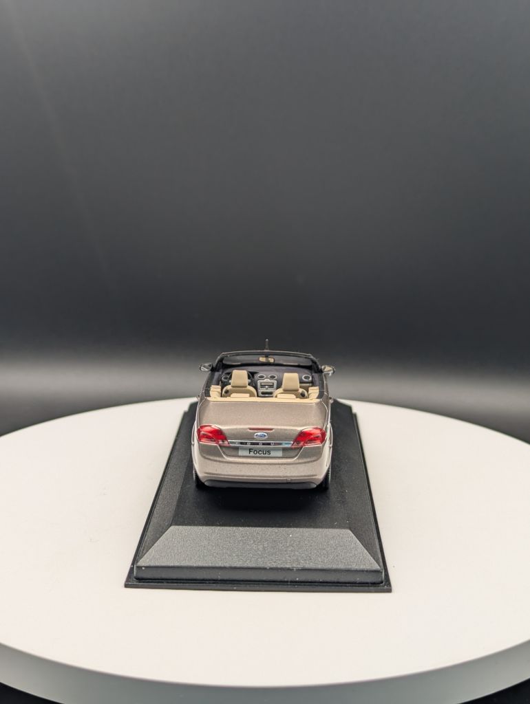 Ford Focus Cabrio 1:43 Minichamps - фото фото фото 3