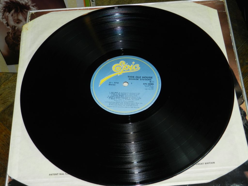 LP  Shakin' Stevens - This Ole House - фото фото фото 2