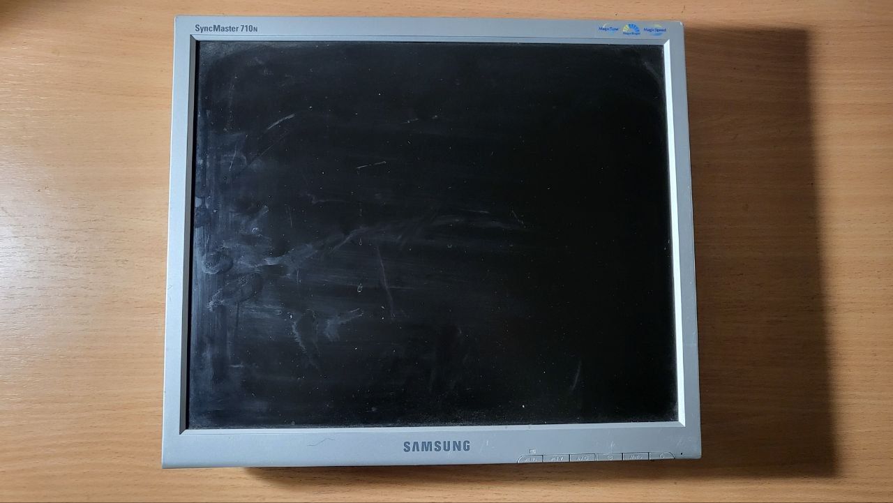 Монітор Samsung SyncMaster 710N - фото фото фото 0