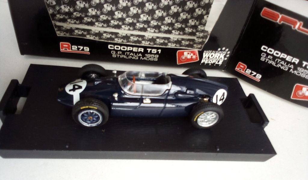 BRUMM COOPER T51 G.P ITALIA 1959 STIRLING MOSS  (NO 14) 1/43 - фото фото фото 7