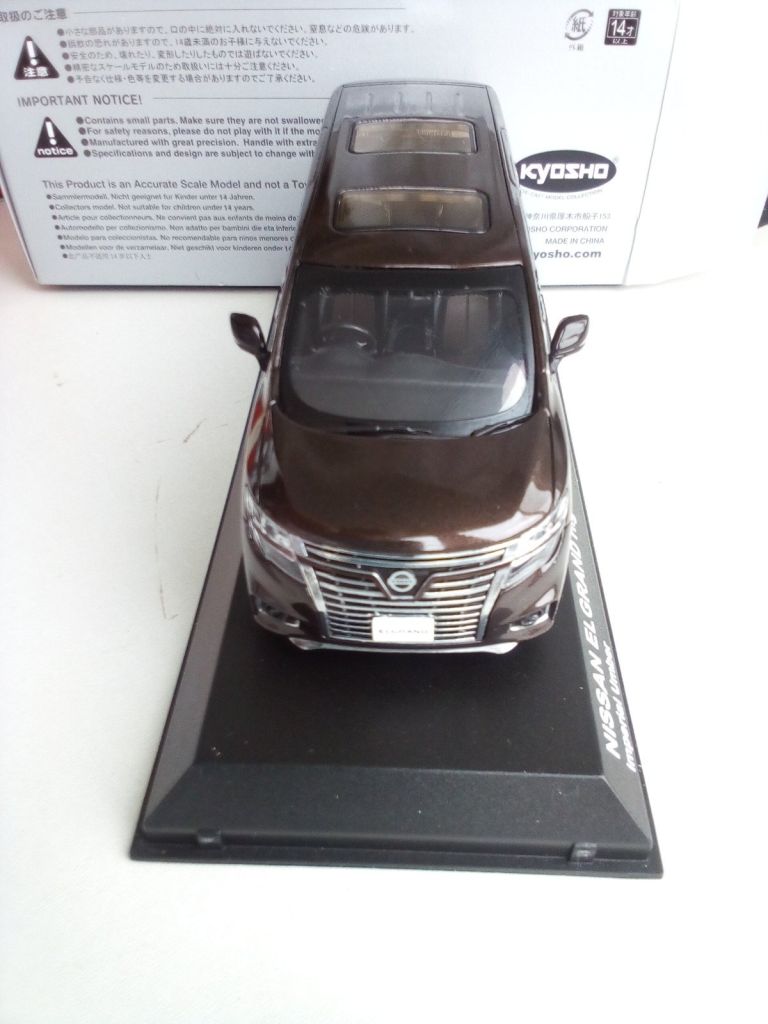 Nissan Elgrand by Kyosho 1:43 - фото фото фото 1