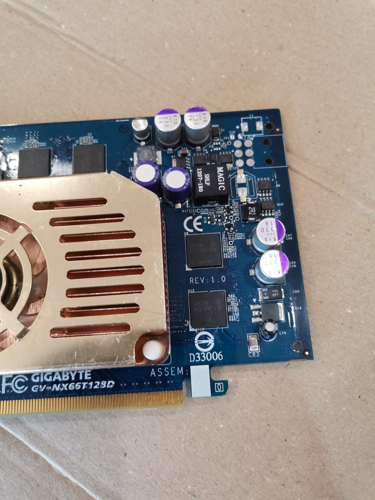 Видеокарта Gigabyte GV-NX66T128D 128mb GDDR3 PCI Express x16 - фото фото фото 2