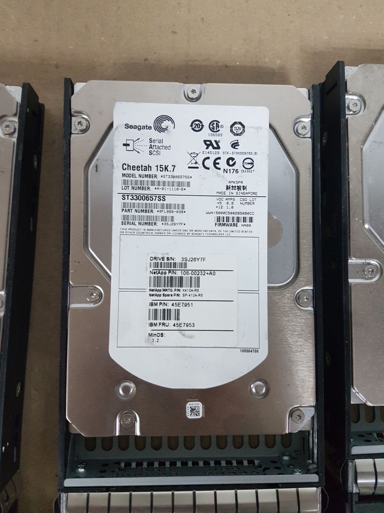 Диски HDD 3.5" SAS 300gb ST3300657SS, 6шт одним лотом,  від 1грн  (№035) - фото фото фото 2