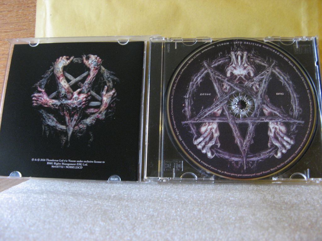 CD Venom "Into Oblivion". В КОЛЕКЦІЮ !!! - фото фото фото 2