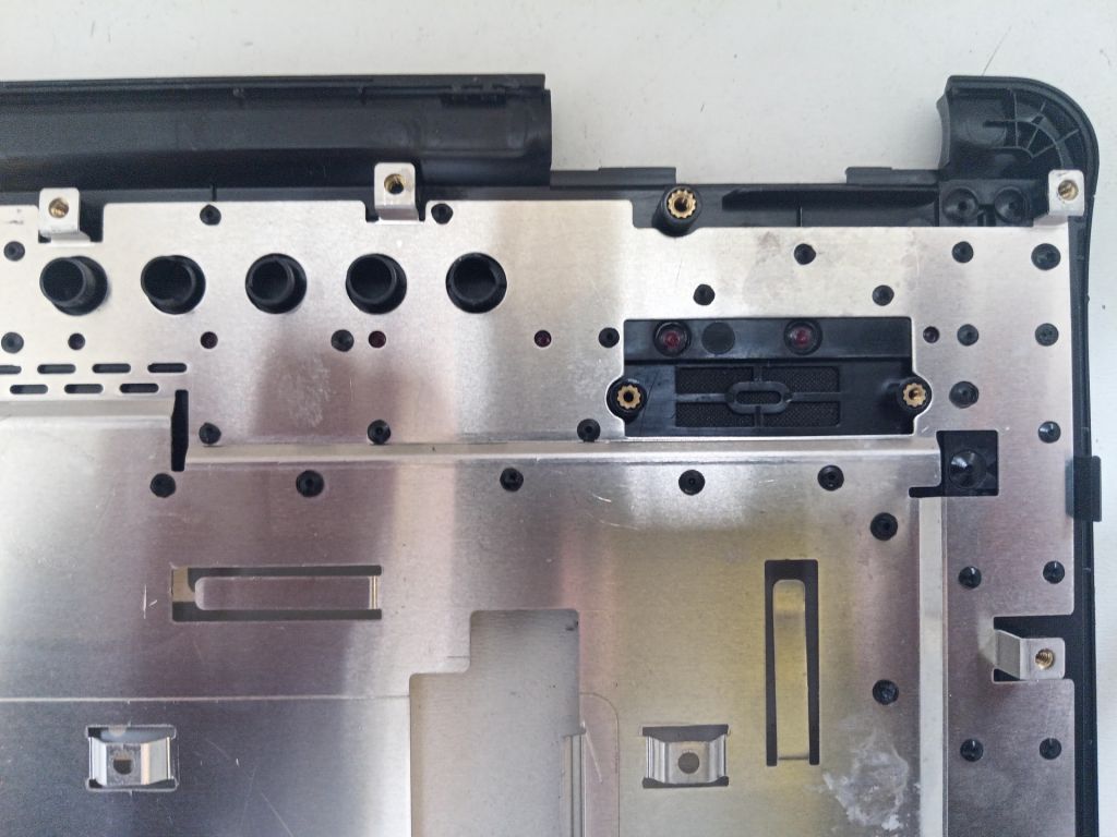 Б/У Топкейс на ASUS PRO 76S - фото фото фото 3