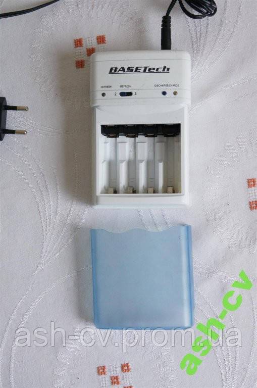 Зарядний пристрій для акумуляторів, AA, AAA, 1.2V, (1.5V), BASETech, BTL-1 - фото фото фото 2