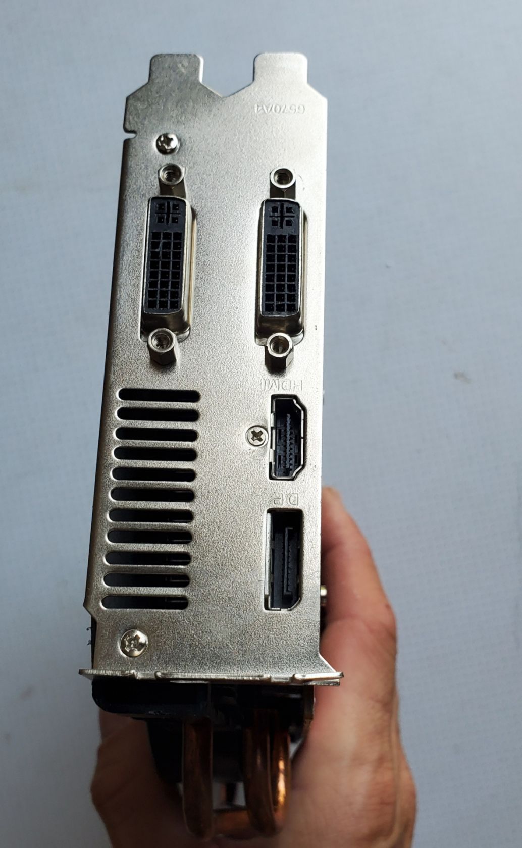 Видеокарта HD5850 - фото фото фото 2