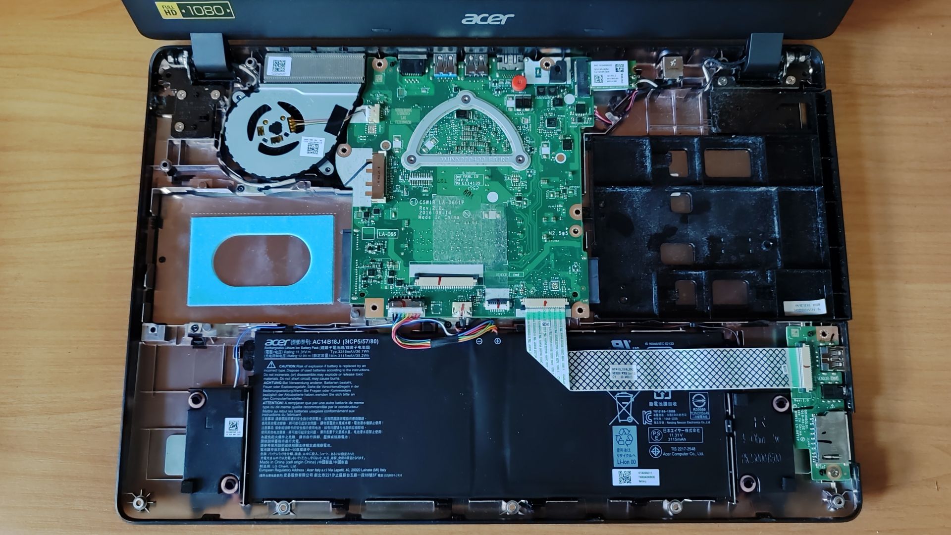 Acer Aspire ES1-523 з Європи - фото фото фото 5