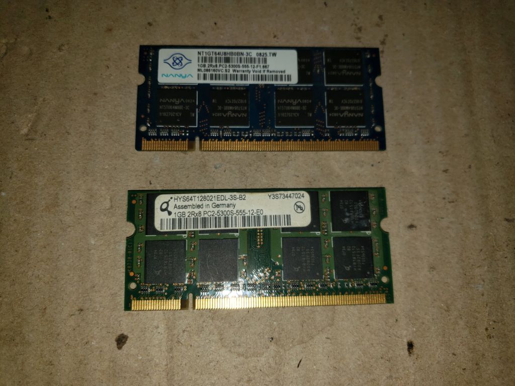 Модуль памяти для ноутбука SO-DIMM 1GB DDR2  pc2-5300 - фото фото фото 0