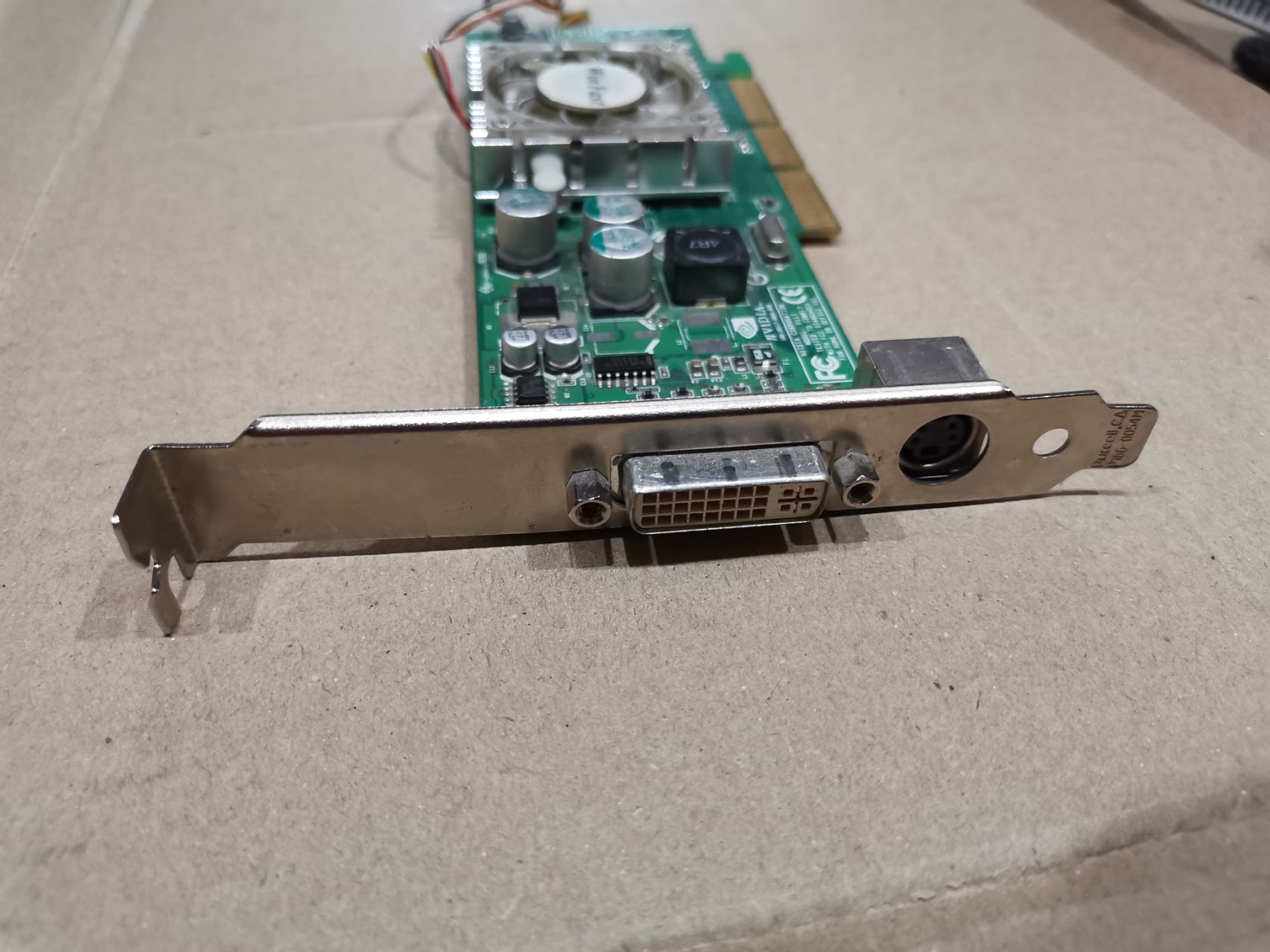 Видеокарта відеокарта AGP NVIDIA GeForce4 MX 440-SE - фото фото фото 1