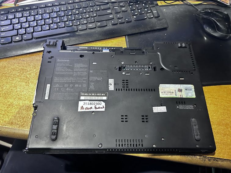 Ноутбук Lenovo ThinkPad T400 6475-FA4 № 251802302 - фото фото фото 6