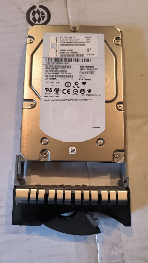 Жорсткий диск HDD IBM Storage 300GB ST3300657FC - фото фото фото 0