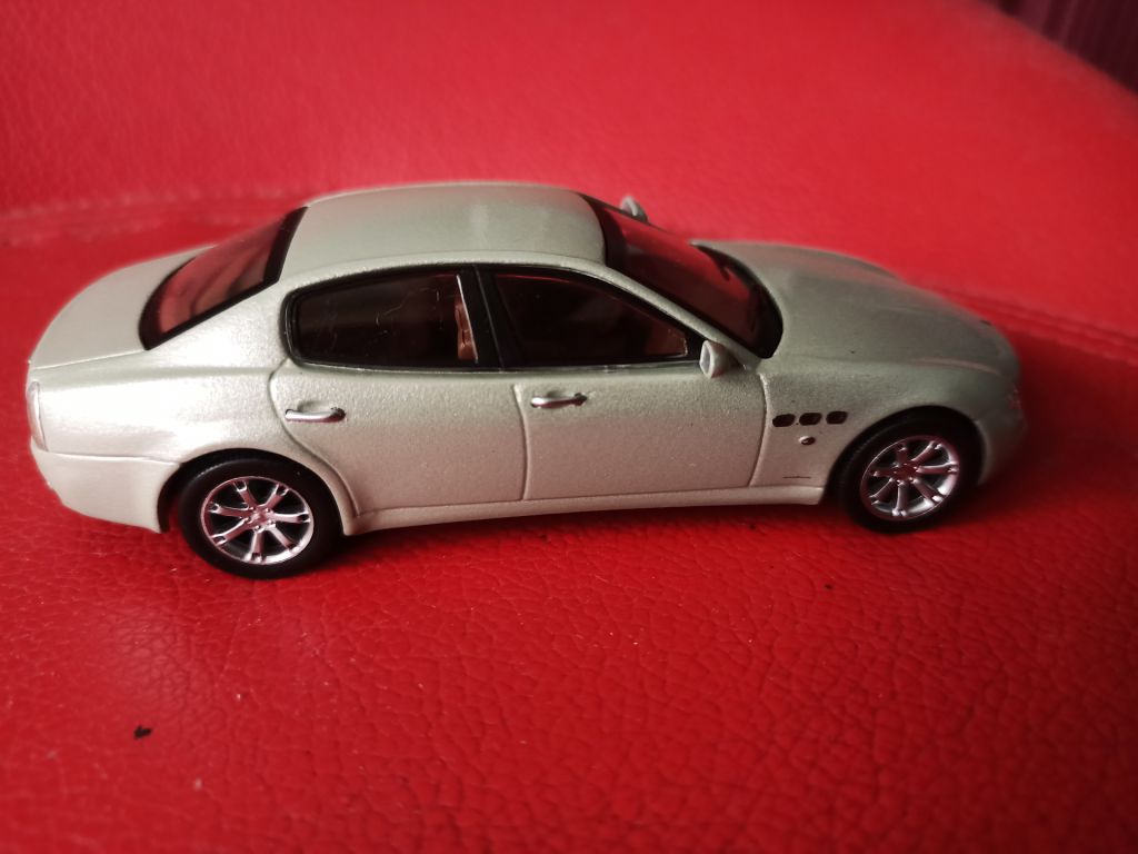 MASERATI  QUATTROPORTE  1:43 DeAgostini - фото фото фото 2